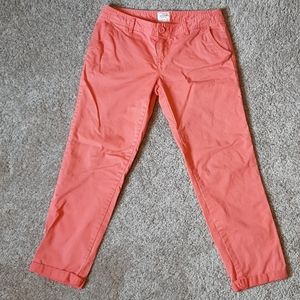 3/$15 Mossimo Coral capris. Size 5